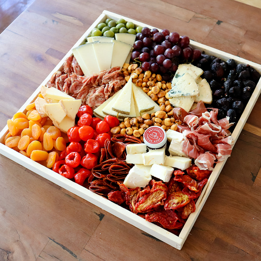 CHEESE + MEAT + TREATS (L)