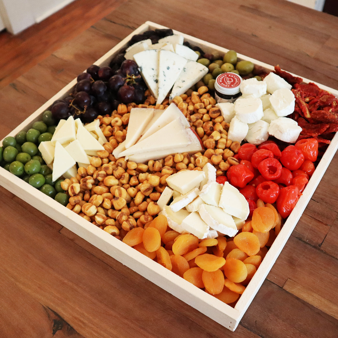 PASTEURIZED CHEESE TRAY (L)