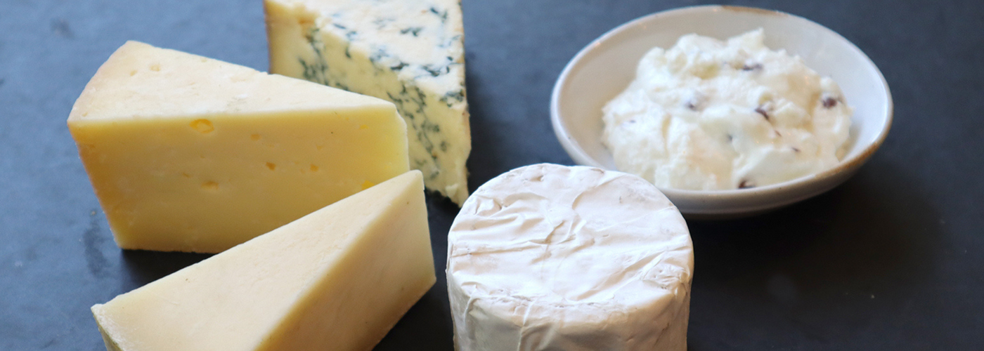 Cheers to Cheese: Perfect Pairings with Zero-Proof Beverages