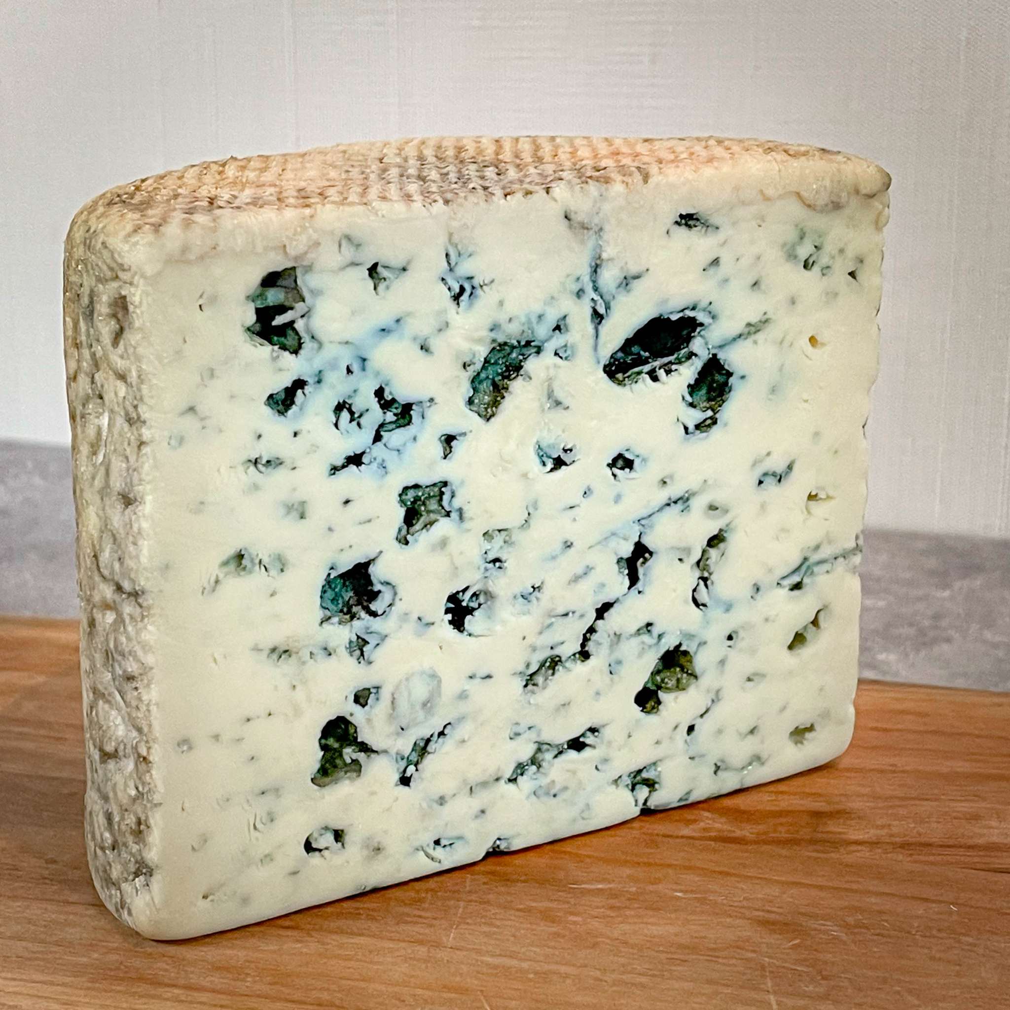 How to Identify Strong Tasting Cheese | Visual Cheese Guide