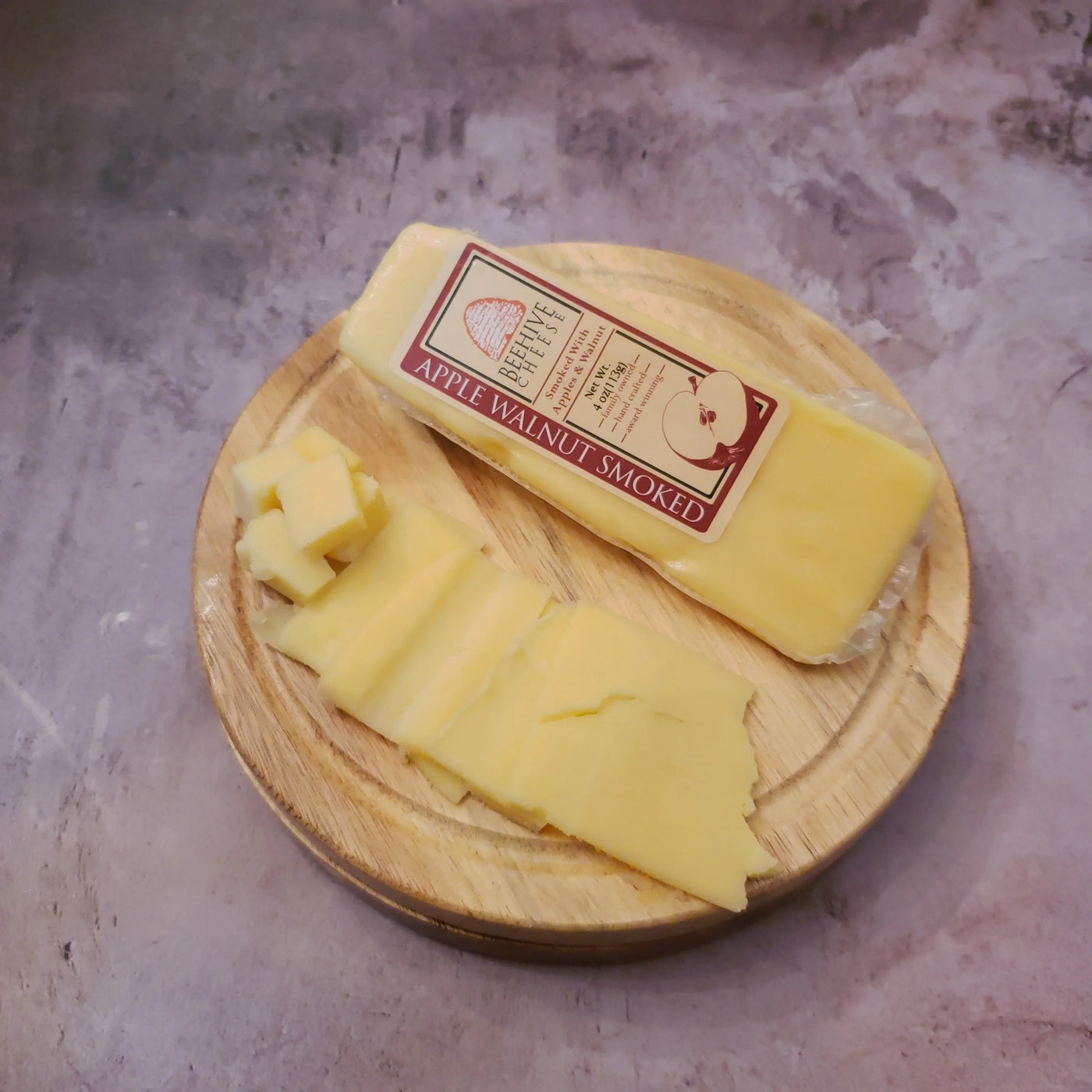 APPLE WALNUT SMOKED / Beehive Cheese Co. / Utah / Past. Cow / Firm
