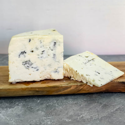 BILLY BLUE / Carr Valley Cheese Co. / Wisconsin / Past. Goat / Blue