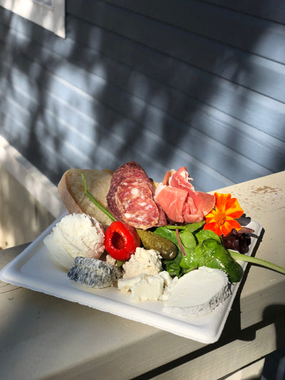 Artisan Austin Bus Tour with John and Kendall Antonelli